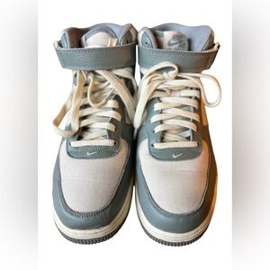 NIKE AIR FORCE 1 MID '07 LX 'MICA GREEN' SIZE 11